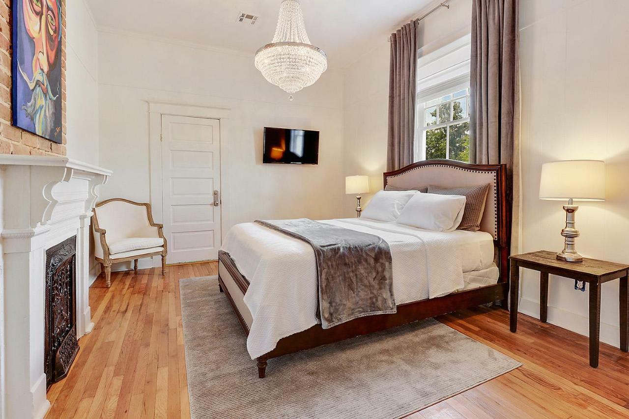 ニューオーリンズ Modern Victorian House With Relaxing Courtyardヴィラ エクステリア 写真